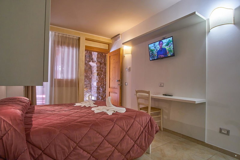 Bel Sole Guest House, Civitavecchia, Italy