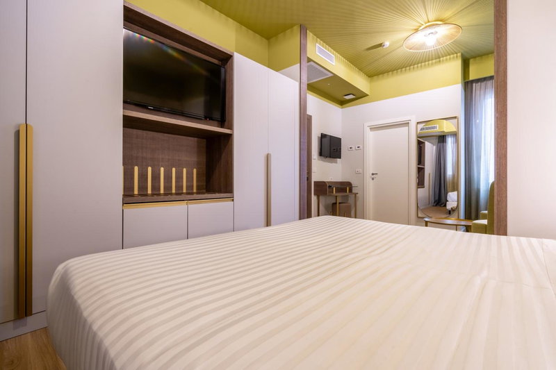 Hotel Regina Elena 57 & Oro Bianco SPA, Rimini, Italy