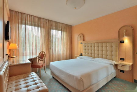 Agora' Palace Hotel, Biella, Italy