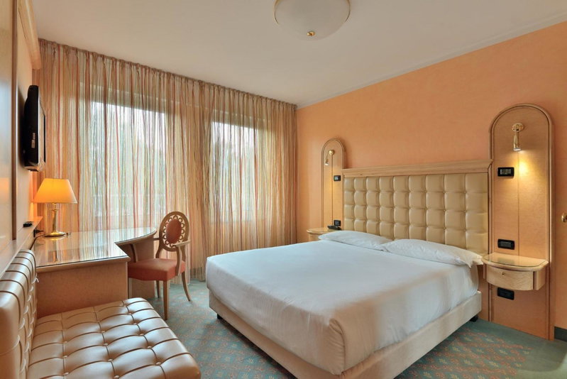 Agora' Palace Hotel, Biella, Italy
