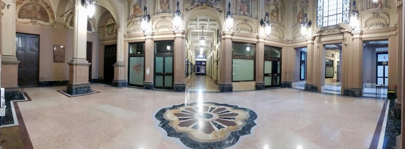 Cosmopolitan Central Rooms, Bologna, Italy