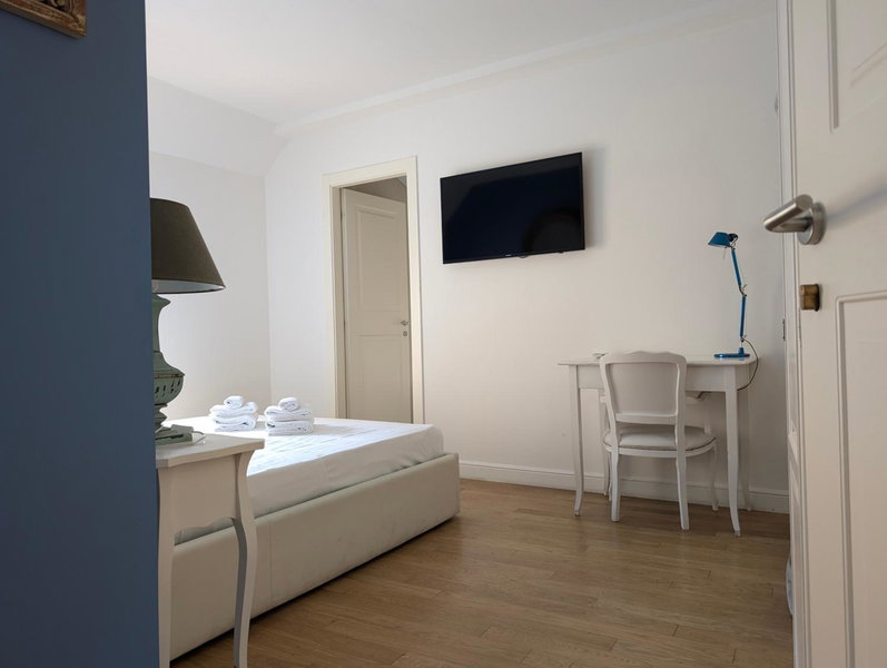 Cosmopolitan Central Rooms, Bologna, Italy