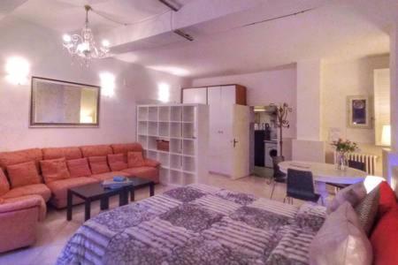 Borgo Ognissanti Central and Charming Location, Florence, Italy
