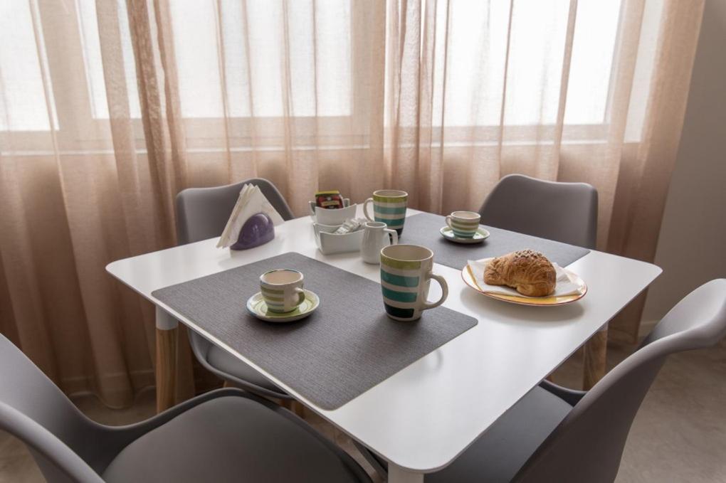 Casa Brigida Rooms - B&B Napoli Centro, Italy