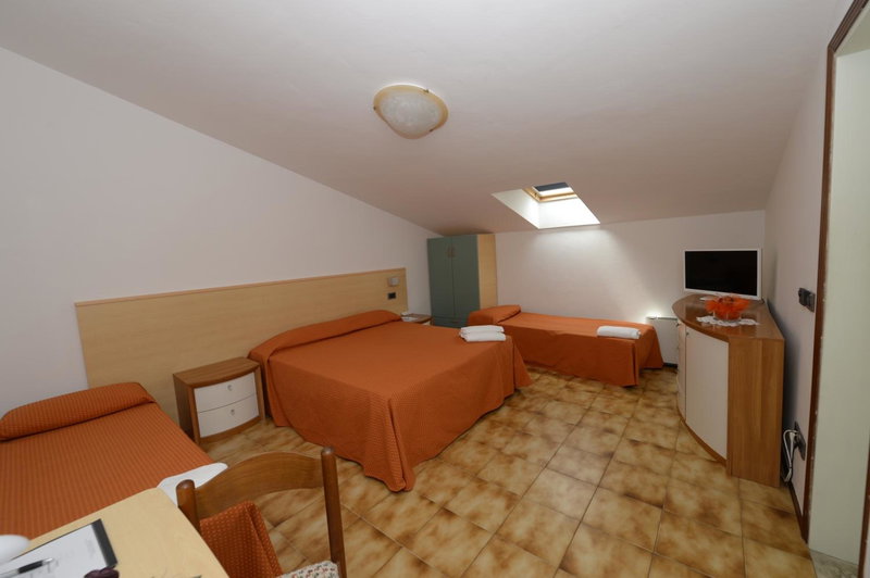 Hotel San Benedetto, Peschiera del Garda, Italy