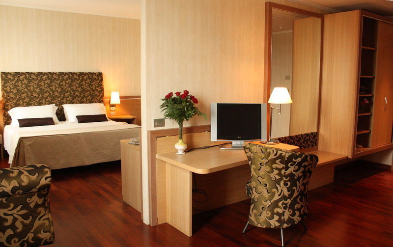 Poli Hotel, San Vittore Olona, Italy