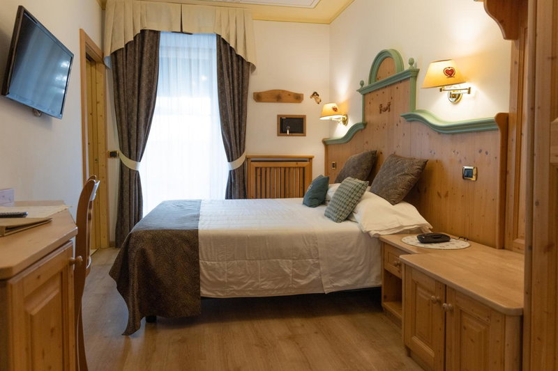Alexander Hotel Alpine Wellness Dolomites, Molveno, Italy