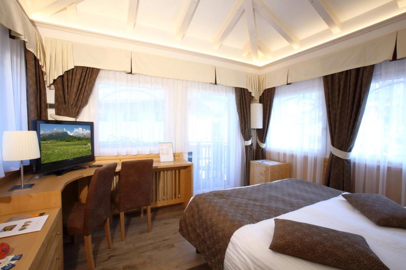 Alexander Hotel Alpine Wellness Dolomites, Molveno, Italy
