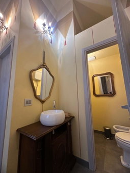 AB Suite Innovative Design B & B, Bologna, Italy