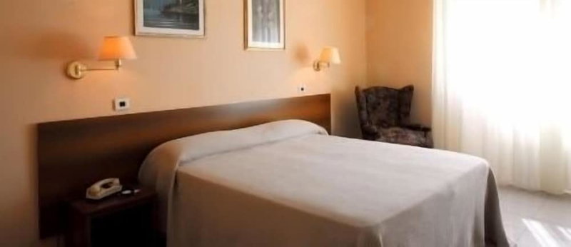 Hotel Plaza, Taranto, Italy