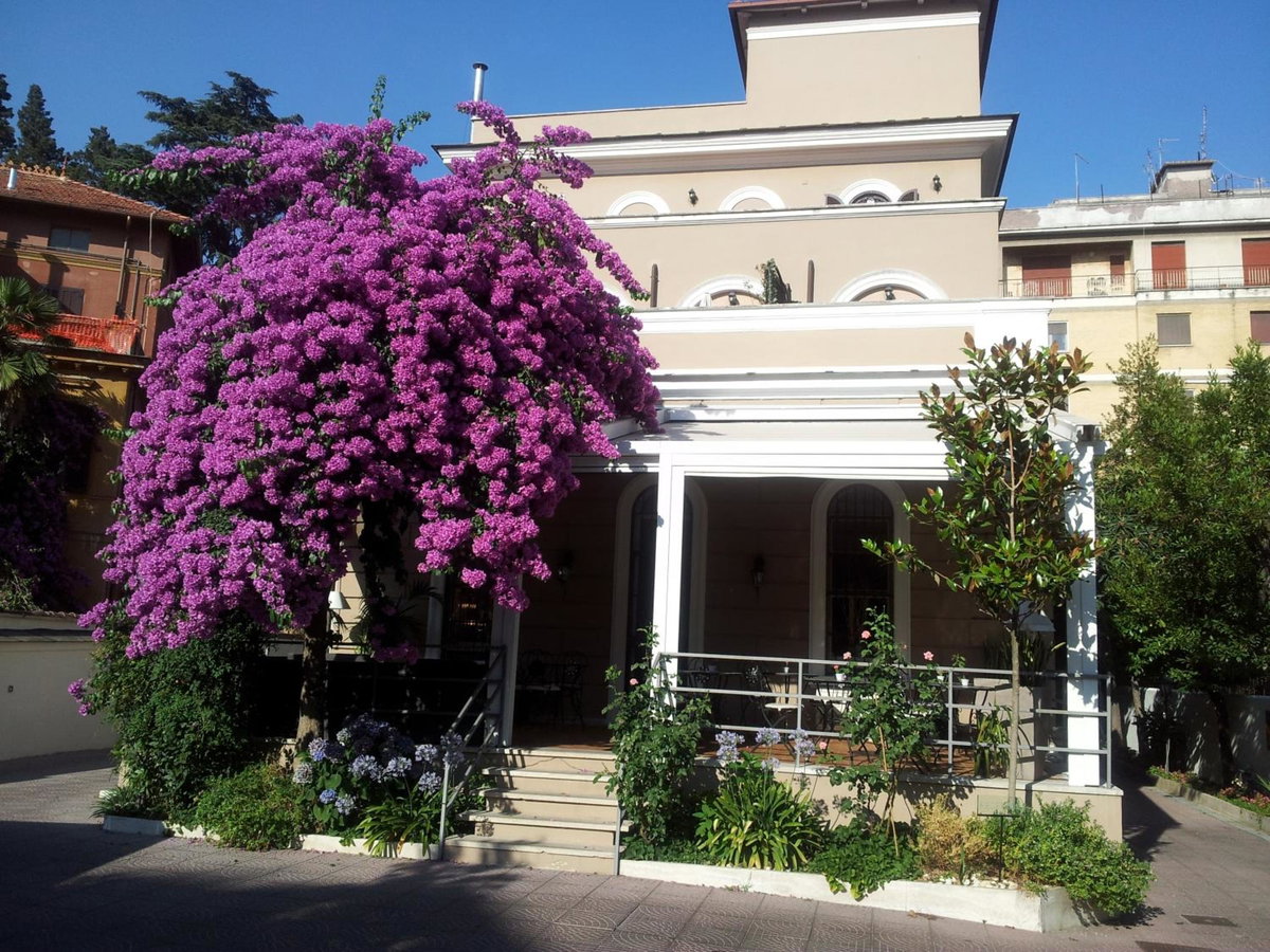 Villa Pirandello, Italy