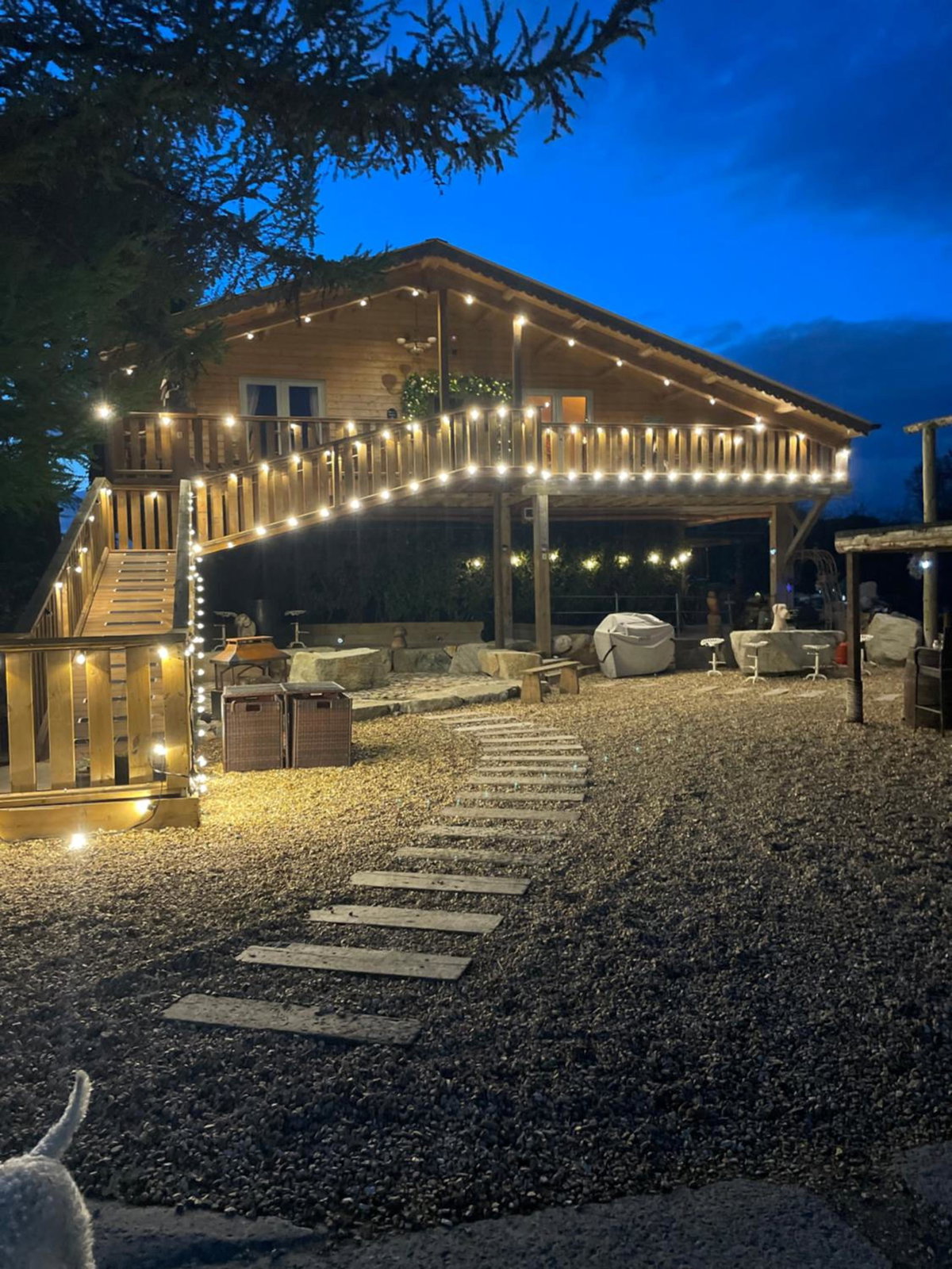 Hotel · Greenvale Cabins, Forkill