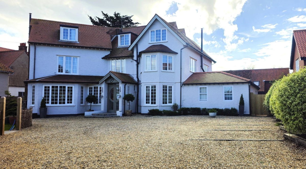 Burlington Berties, United Kingdom