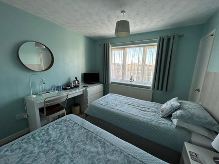 Leeward House B&B, Gosport, United Kingdom