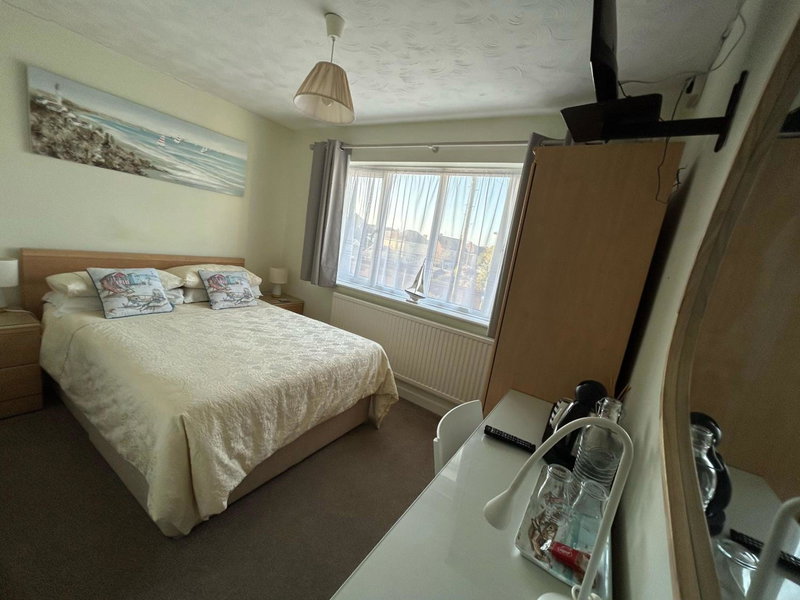 Leeward House B&B, Gosport, United Kingdom