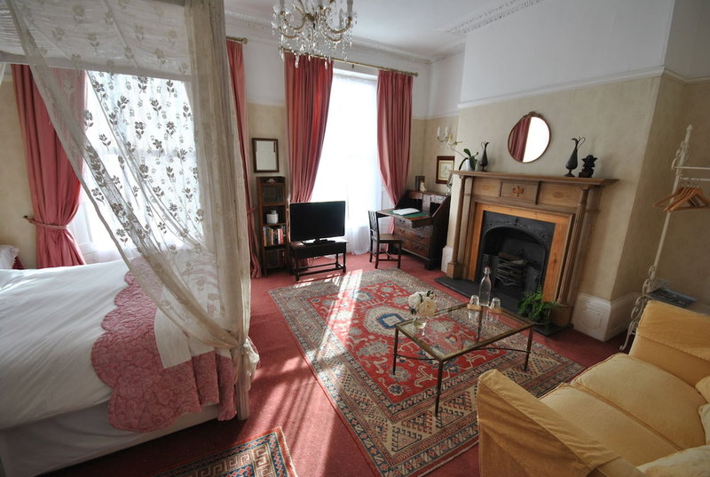 Churchill Guest House, Dover, United Kingdom