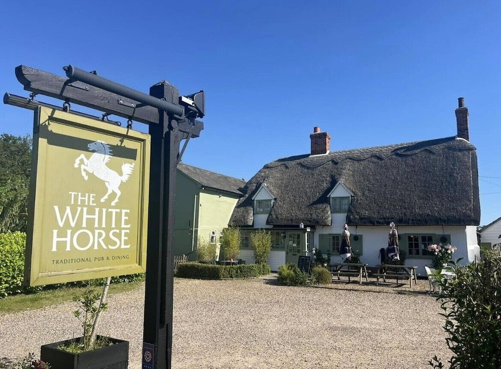 Hotel · The White Horse, Haverhill