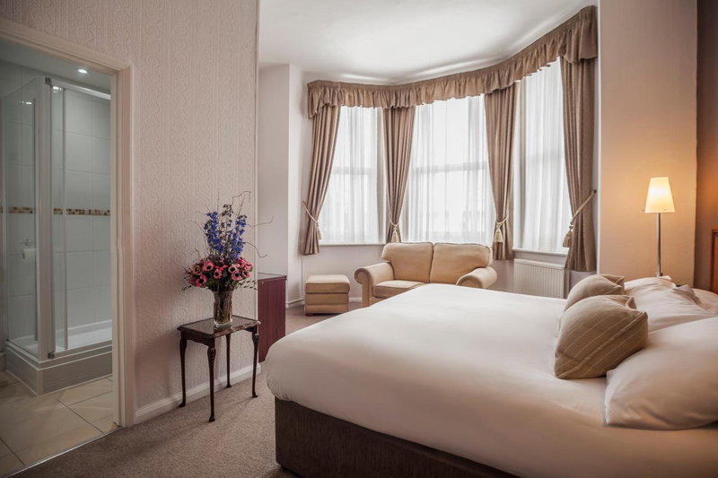 OYO Devonshire Park Hotel, Eastbourne, United Kingdom