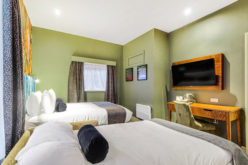 Inn on the Lake by Innkeeper's Collection, Godalming, United Kingdom