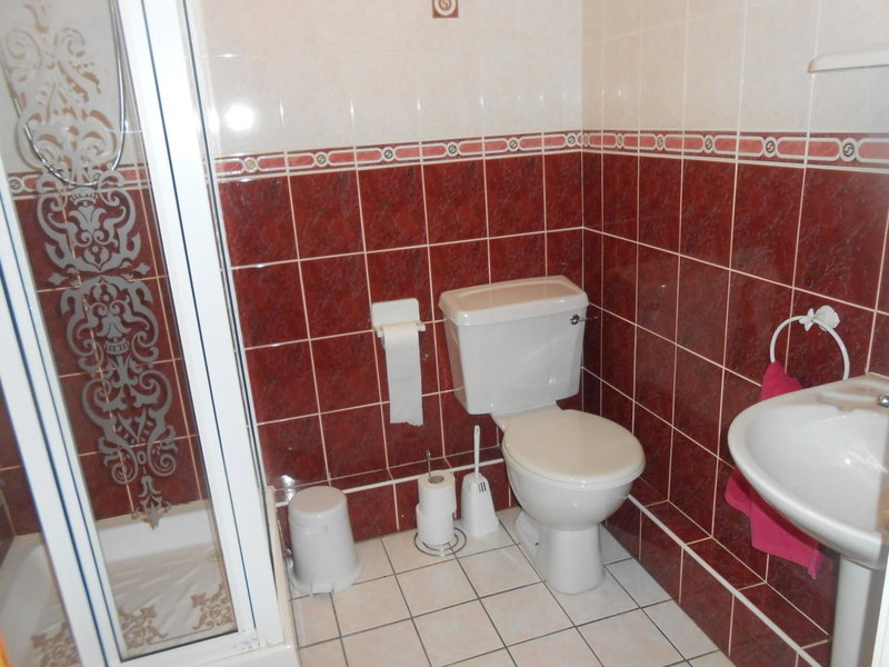 Dundrum House, Tassagh, United Kingdom