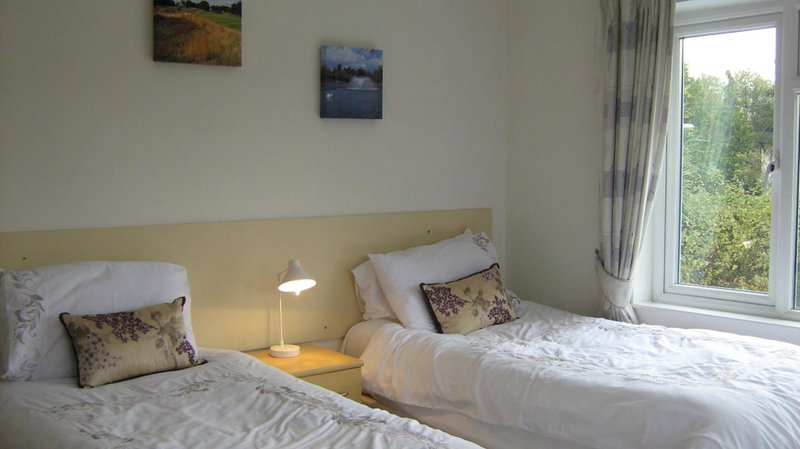 Savannah Bed and Breakfast, Virginia Water, United Kingdom