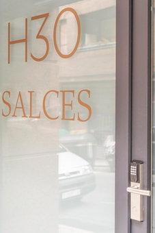 Pension H30 SALCES Self check in Licencia HBI01292, Bilbao, Spain