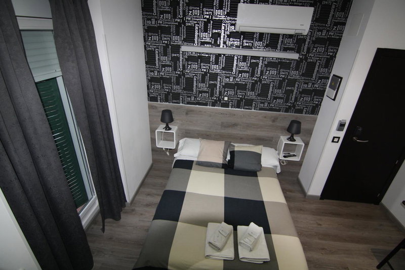 Hostal MH Fuencarral, Madrid, Spain