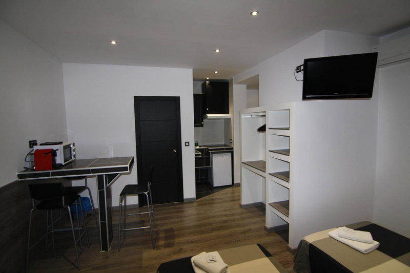 Hostal MH Fuencarral, Madrid, Spain