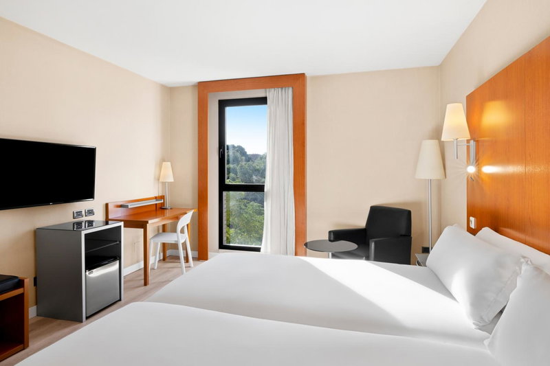 B&B HOTEL Zaragoza Los Enlaces Estación, Zaragoza, Spain