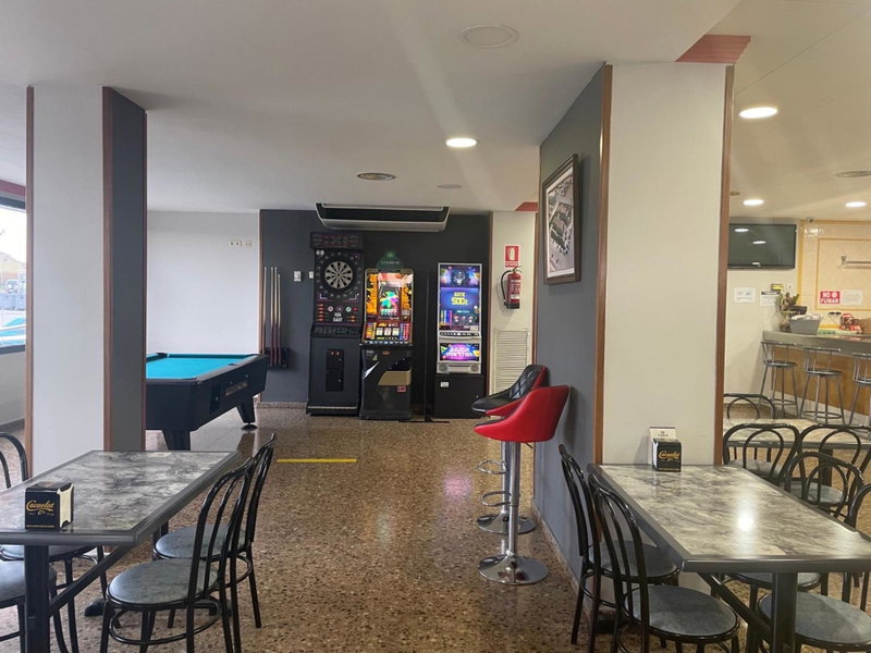 Hotel Reina Isabel, Lleida, Spain