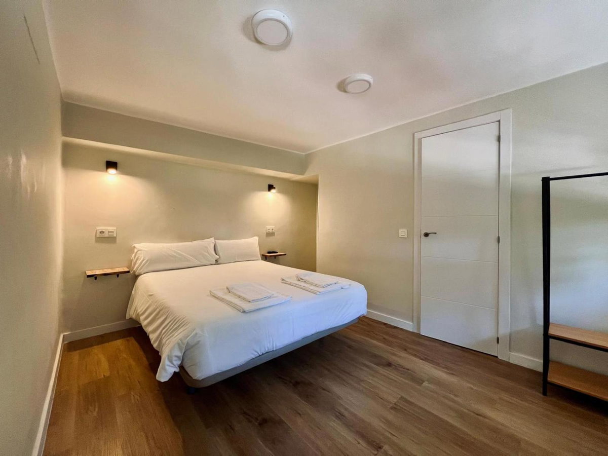 Hostal Mindanao, Spain