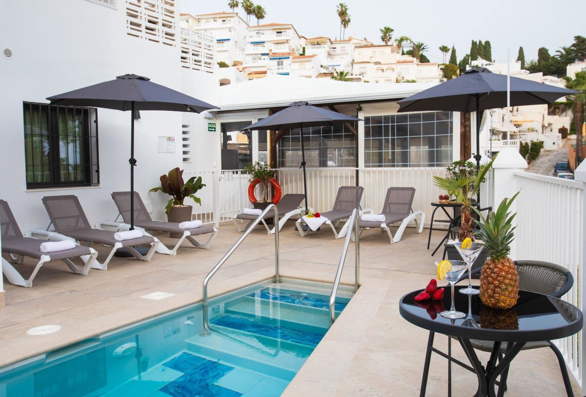 Boutique Rooms Playa Burriana, Spain