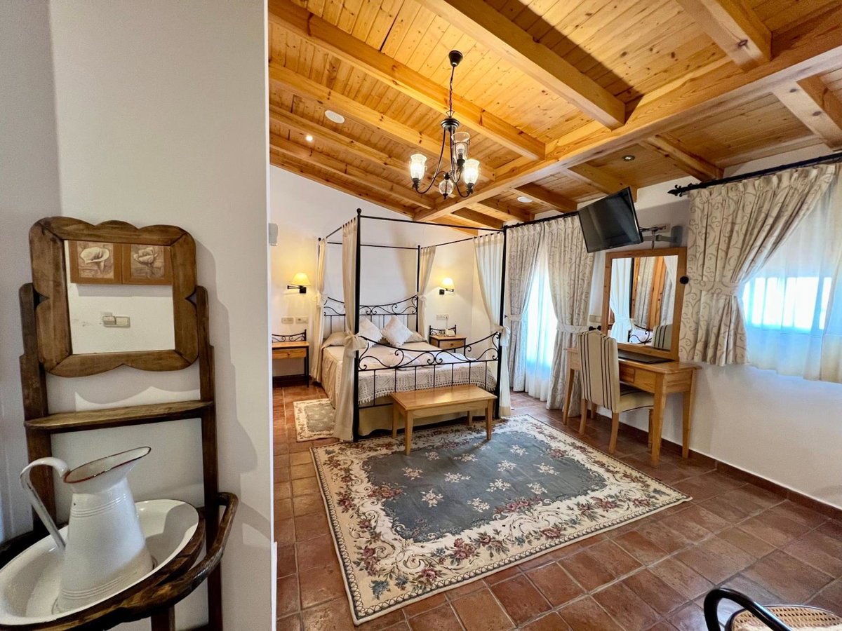 Hotel · Hotel El Curro, Burunchel