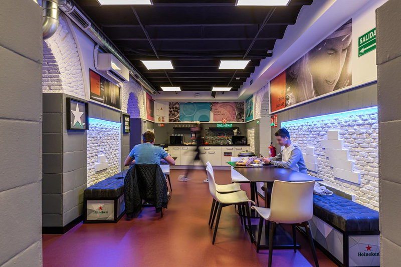 Art Seven Hostel Capsules, Madrid, Spain