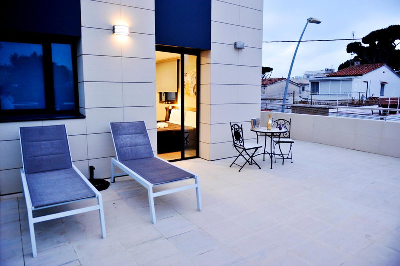6 Bis HOTEL, Castelldefels, Spain