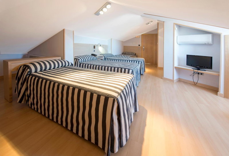 Hotel Puerta de la Santa, Avila, Spain