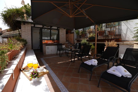 ADANAR Muralla Zirí Centro Premium, Granada, Spain
