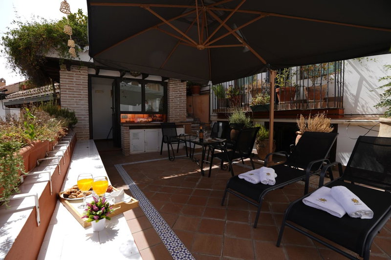 ADANAR Muralla Zirí Centro Premium, Granada, Spain