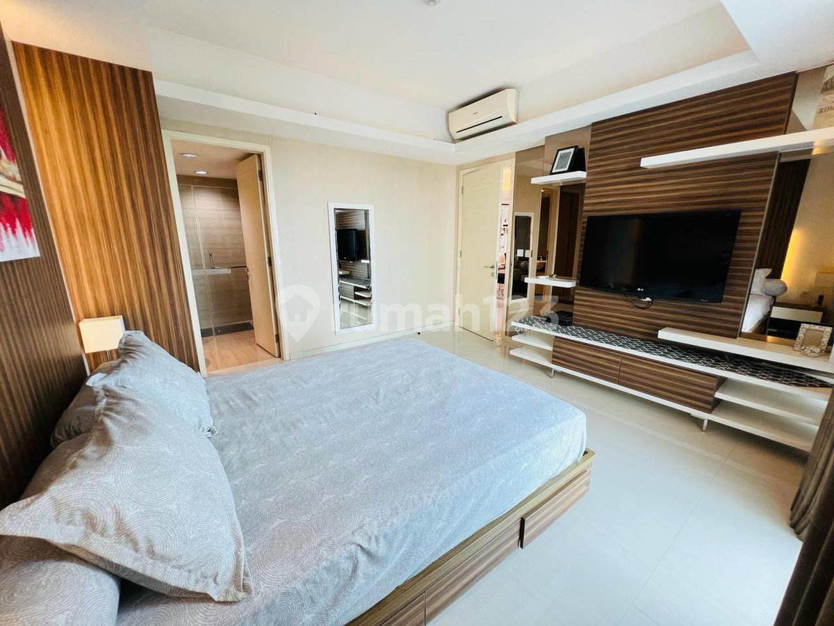 Kemang Village Residence, Индонезия