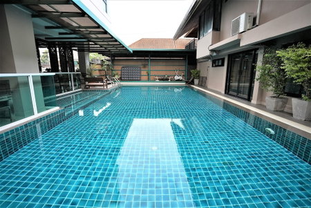 Baan Tanwa - MRT Ratchadapisek, Bangkok, Thailand