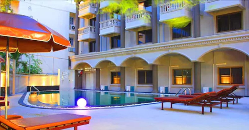 Honey Lodge, Pattaya, Thailand