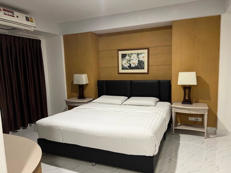 Mall Suites Hotel, Bangkok, Thailand