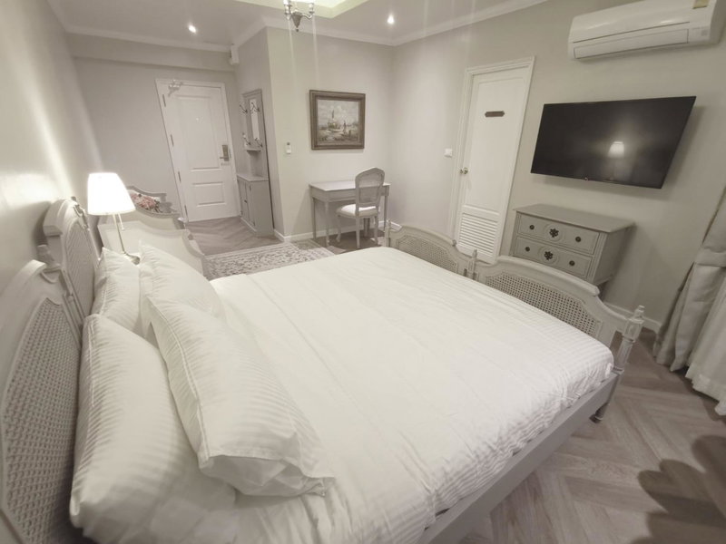 Double Bed Hotel, Bangkok, Thailand