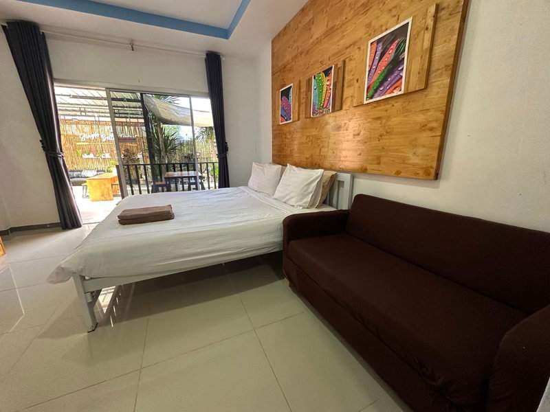 Jingle Bells Resort Kohlarn, Ko Larn, Thailand