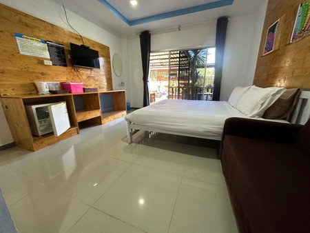 Jingle Bells Resort Kohlarn, Ko Larn, Thailand