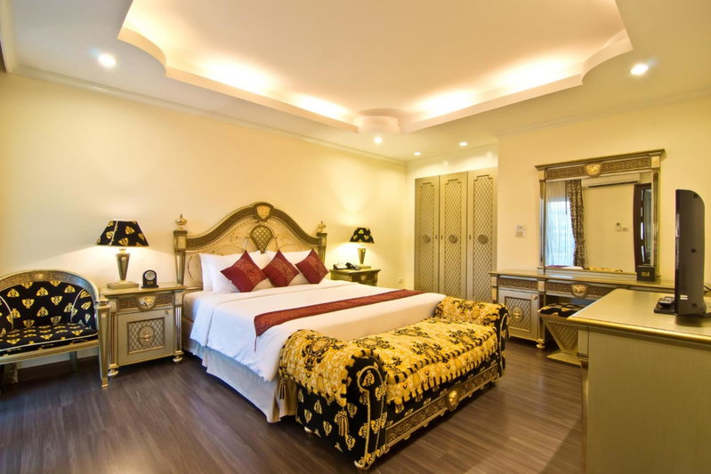 LK Royal Suite, Pattaya Central, Thailand