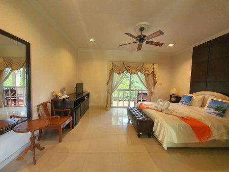 Serene Sands Health Resort, Bang Lamung, Thailand