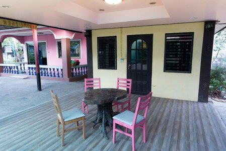 Rak Ban Kerd House, Ko Si Chang, Thailand