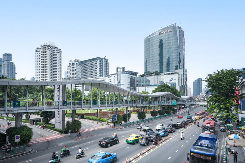Platinum Deluxe Shopping Apartments, Bangkok, Thailand
