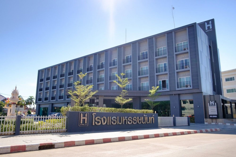 Hansanan Hotel, Thailand